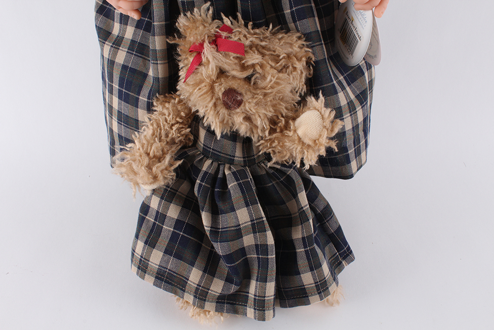 "Beary Best Friends" Doll by Lee Middleton Original Dolls