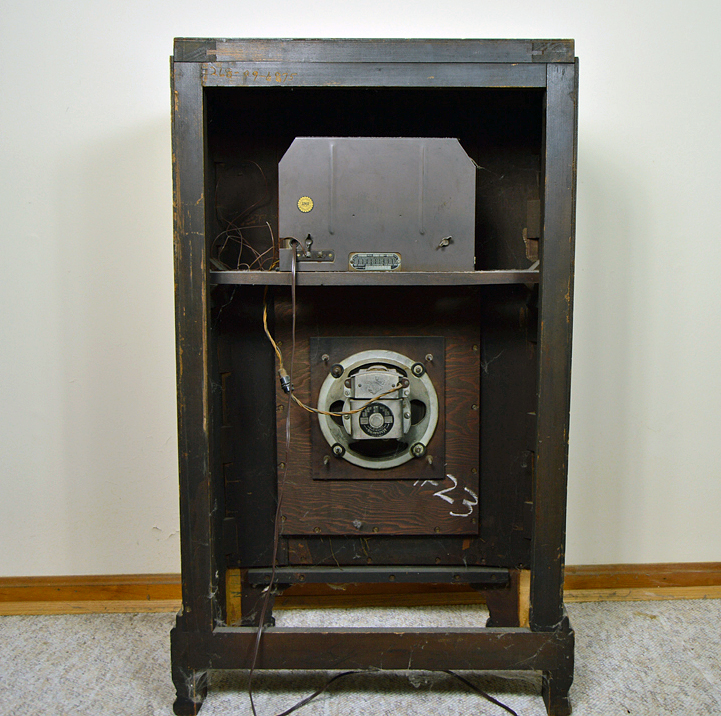 Vintage Art Deco Crosley Floor Model Radio
