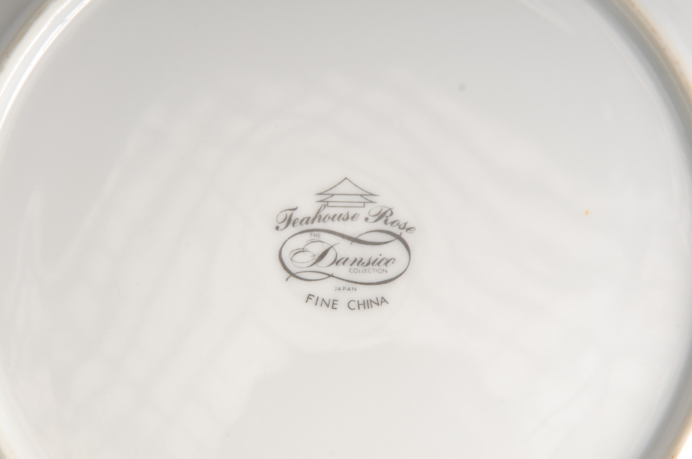 Teahouse Rose by Dansico