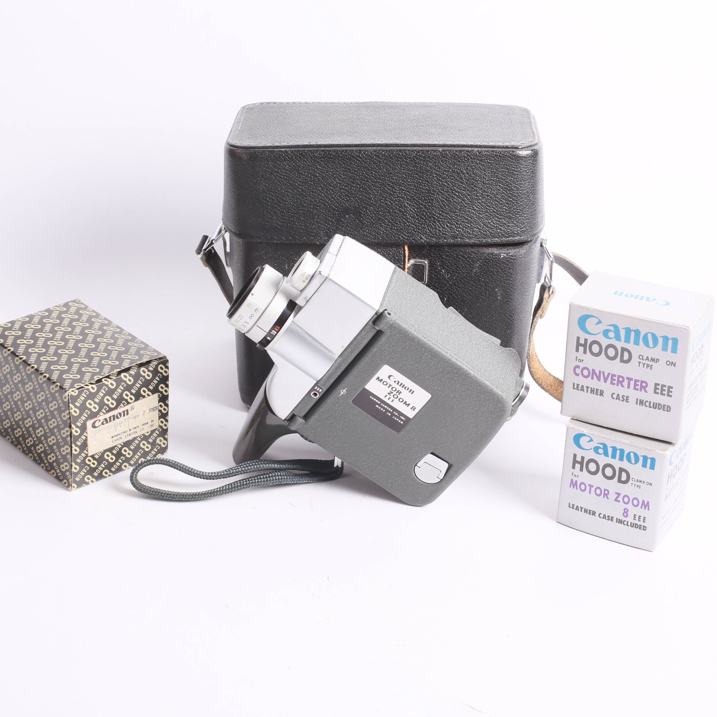 Canon Zoom 8  EEE Movie Camera with Lense and Accessories