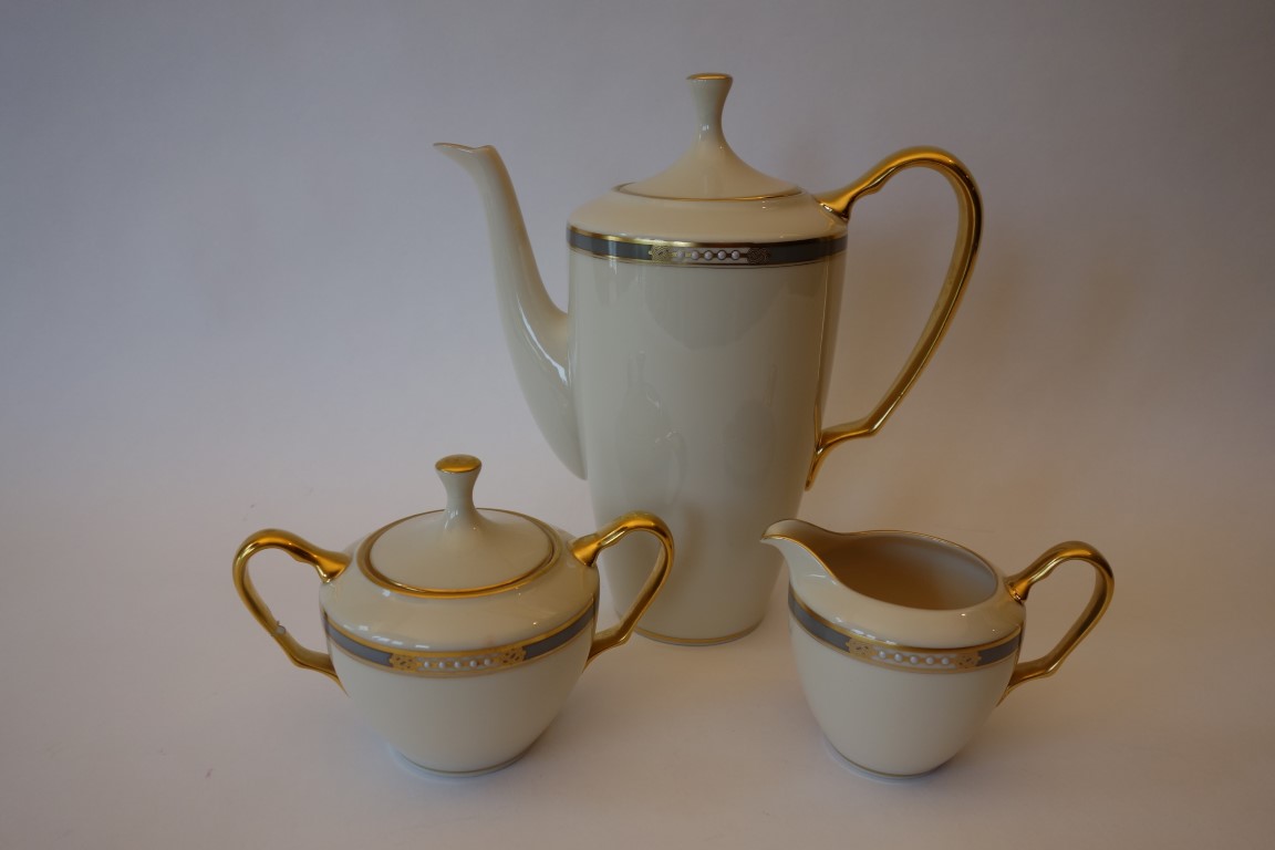 65 Pieces Lenox McKinley Presidential Collection China