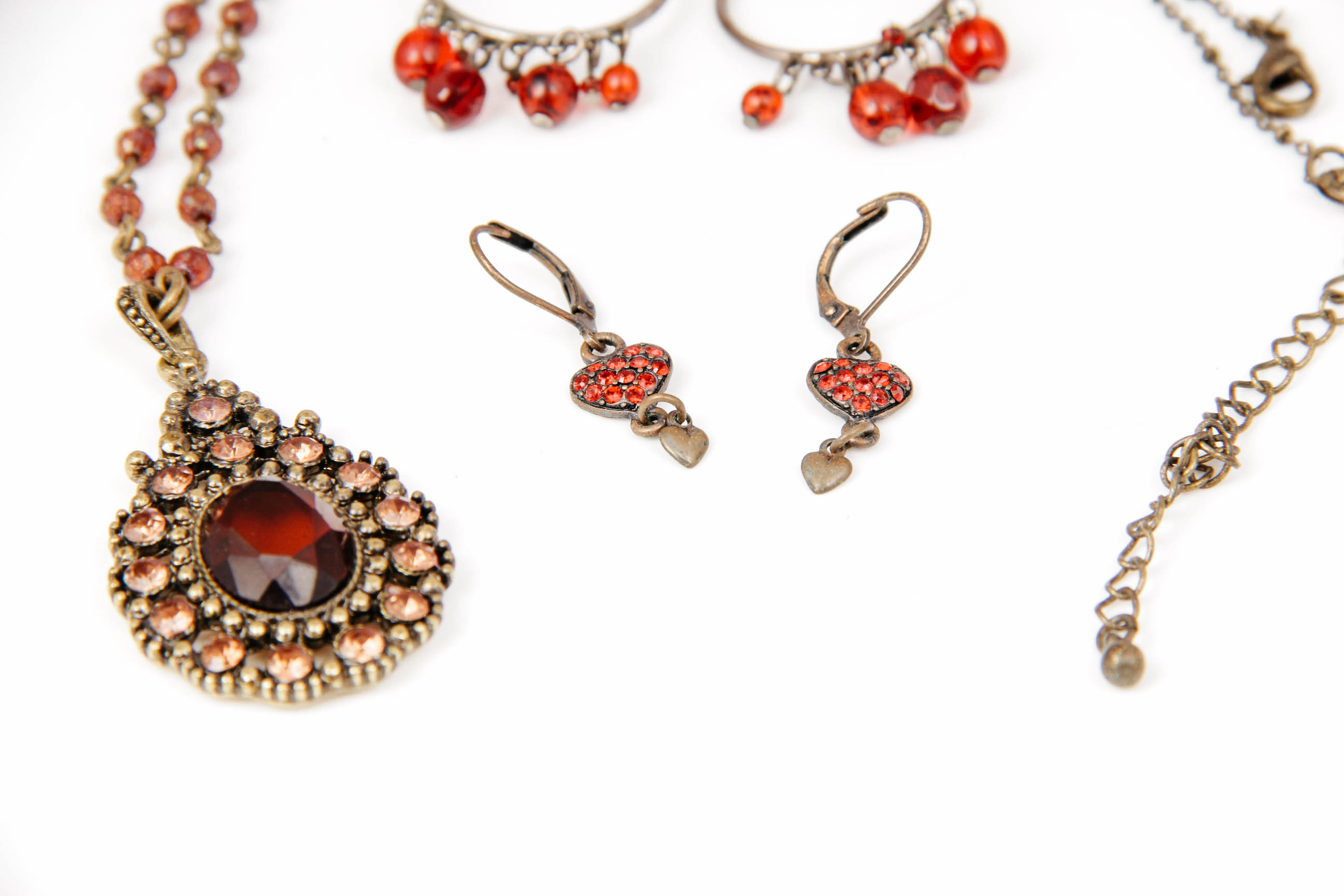 Vintage Avon SAQ Necklace and Two Pairs of Earrings