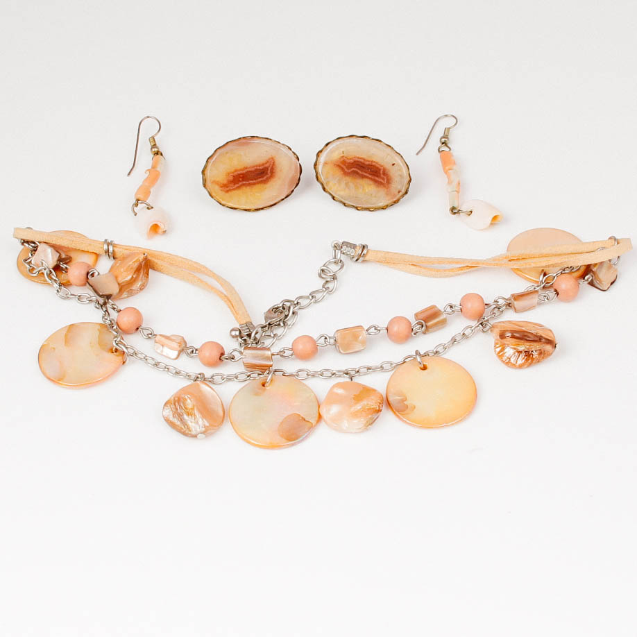 Vintage Fashion Shell Necklace and Earrings