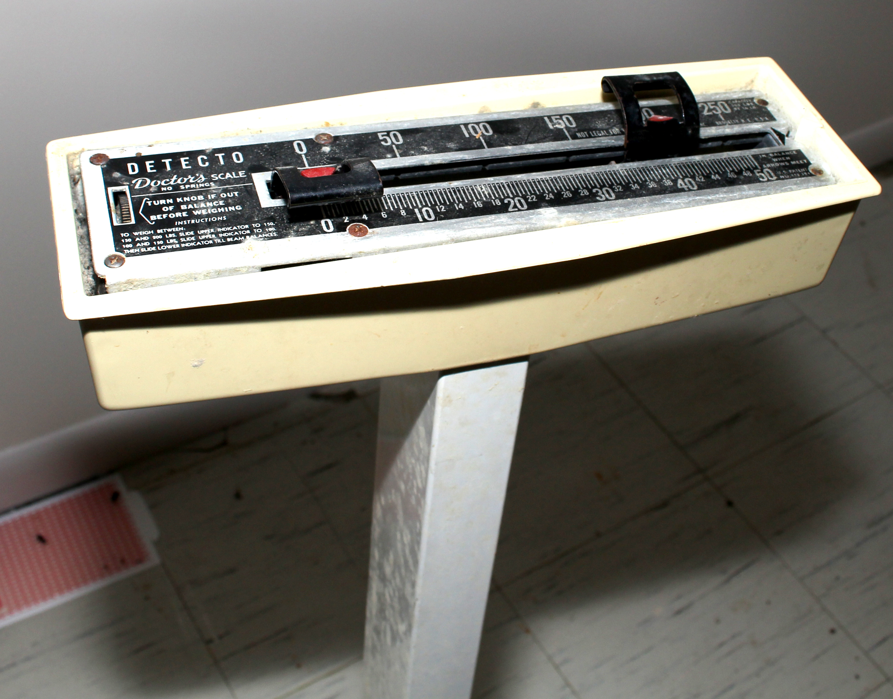 Vintage Detecto Standing Scale