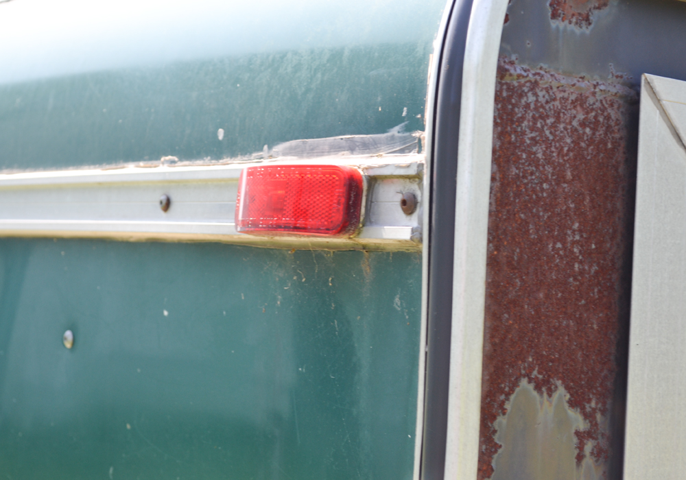 1999 Shadowmaster Racing Trailers Enclosed Trailer