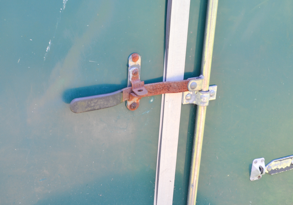 1999 Shadowmaster Racing Trailers Enclosed Trailer