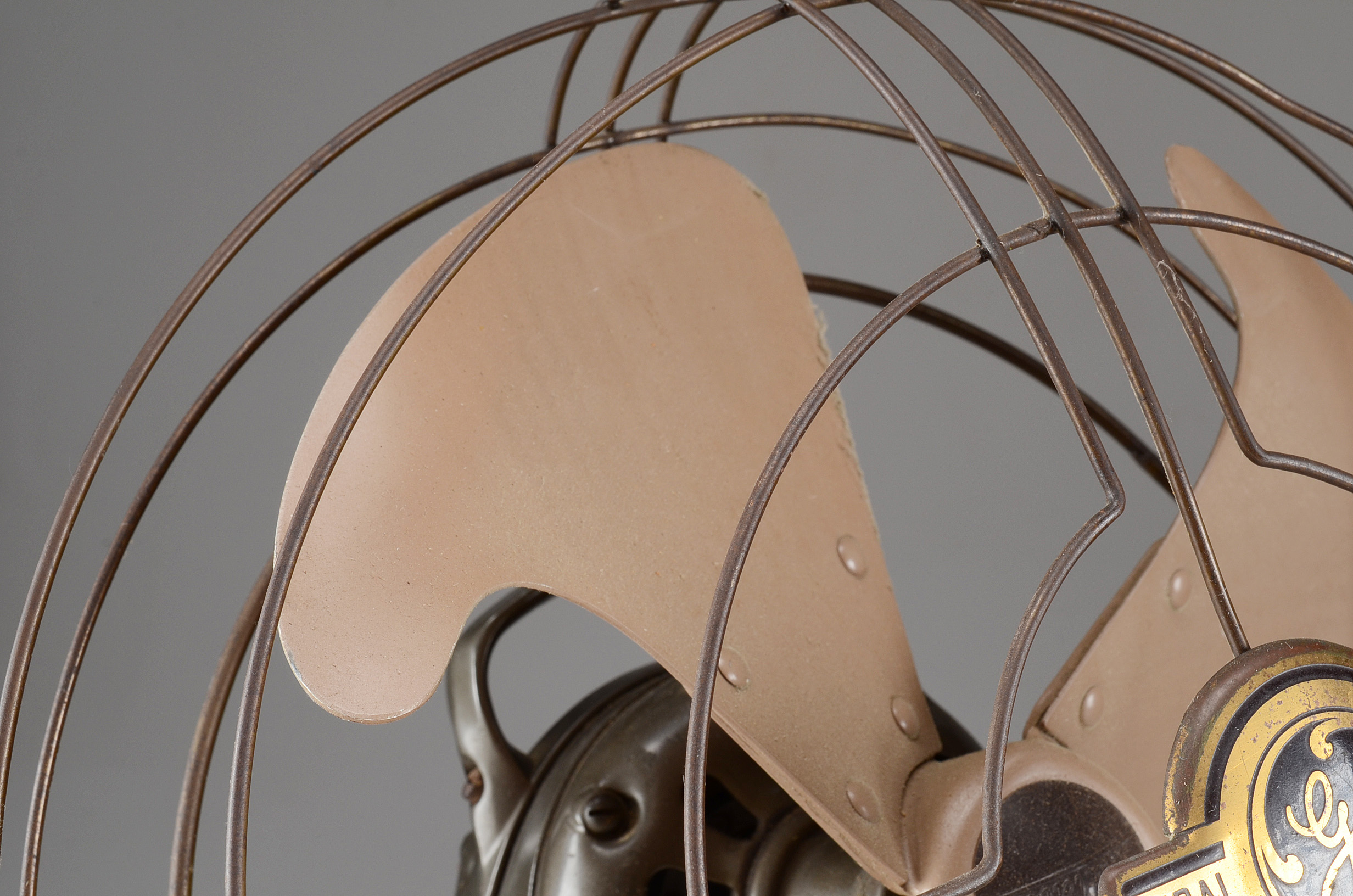 Vintage General Electric 110/120V Electric Fan