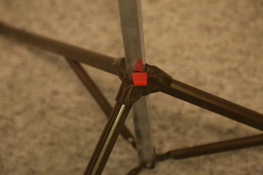 Vintage Da-Lite Silver Pacer Freestanding Collapsible Projection Screen