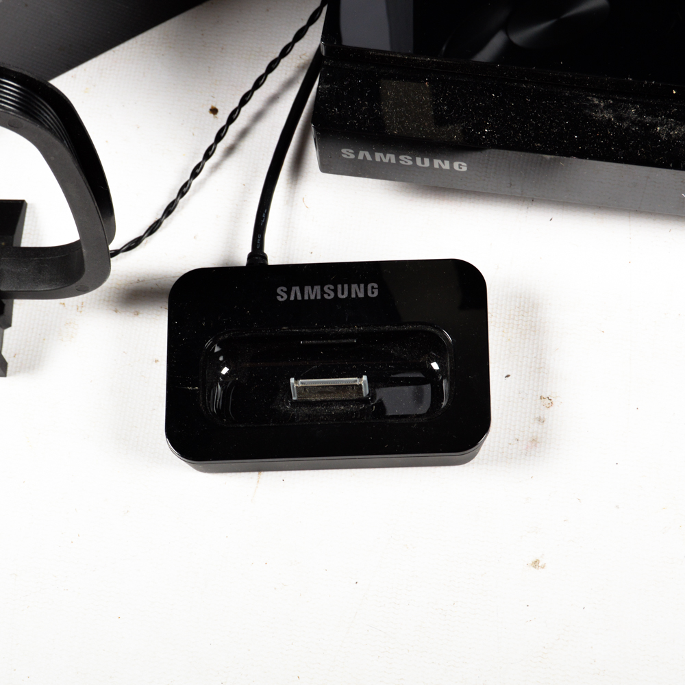 Samsung HTD5300 5.1-Channel 3D Blu-Ray Home Theater System