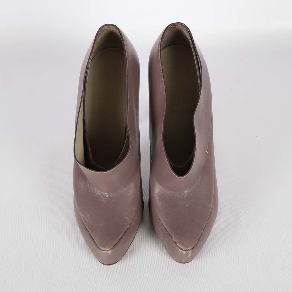 Omelle Taupe Booties