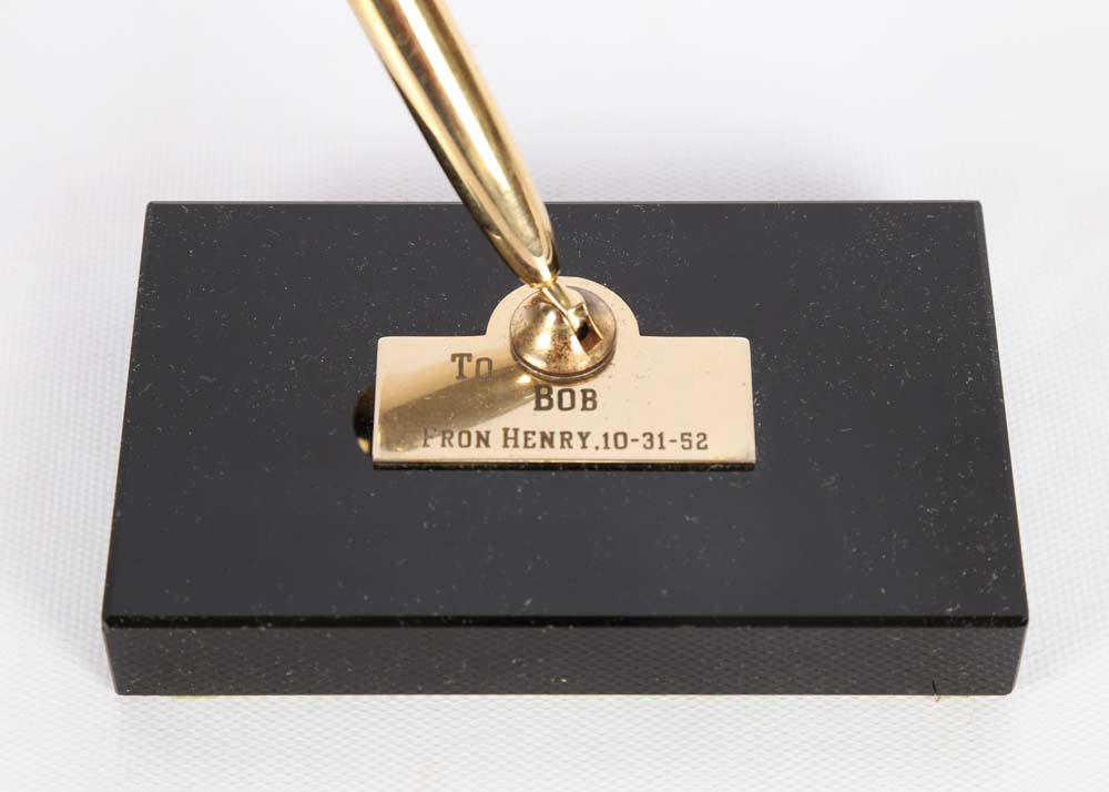 Vintage Schaeffer Fountain Pen with Base