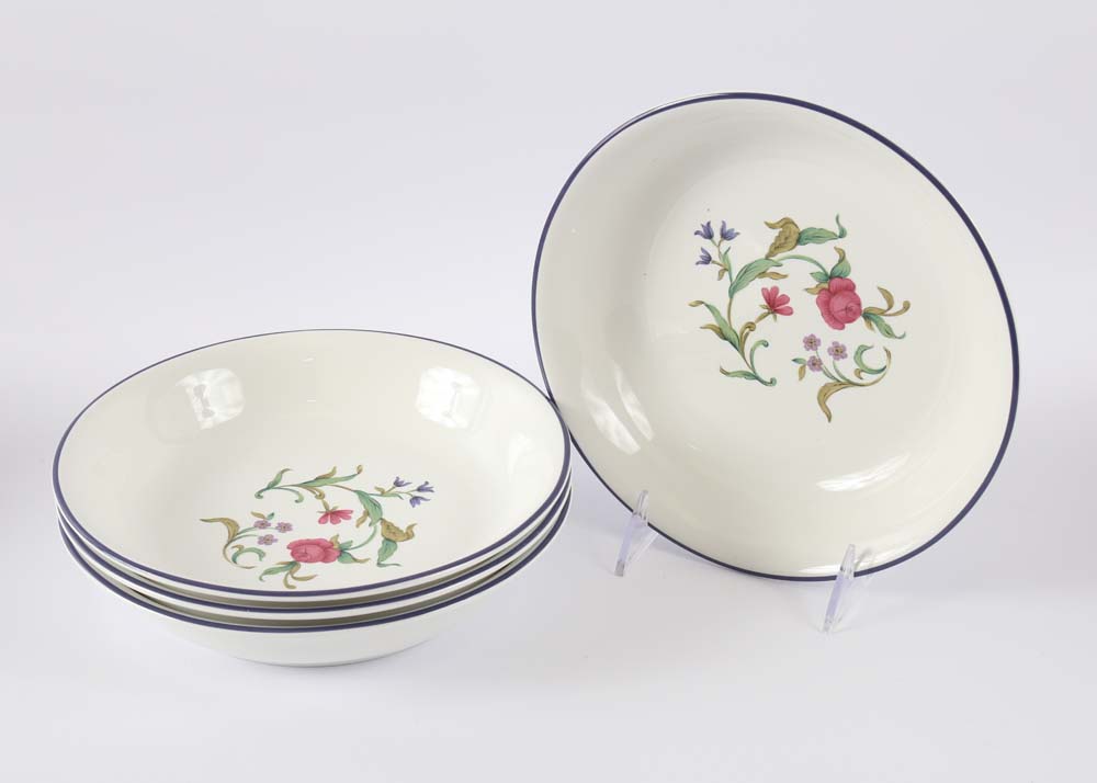 Lenox Rose Garden Service for Eight