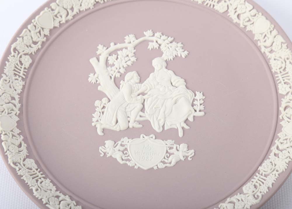 Limited Edition Wedgwood Jasperware Valentine's Plate