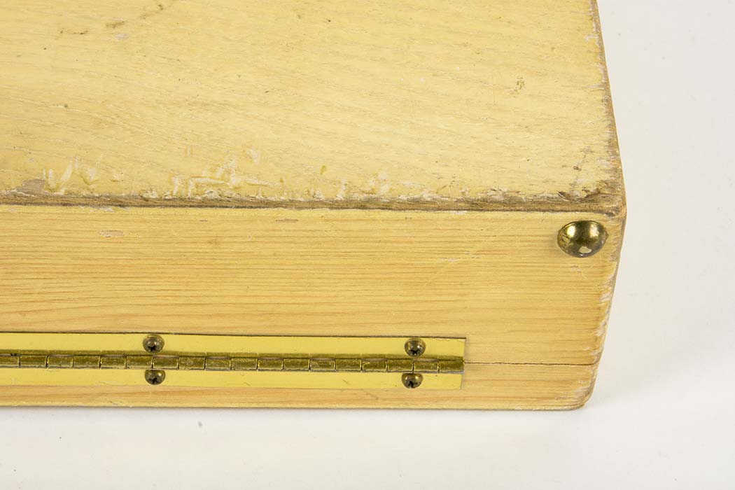 Vintage Enid Collins "Angel Chile" Box Bag