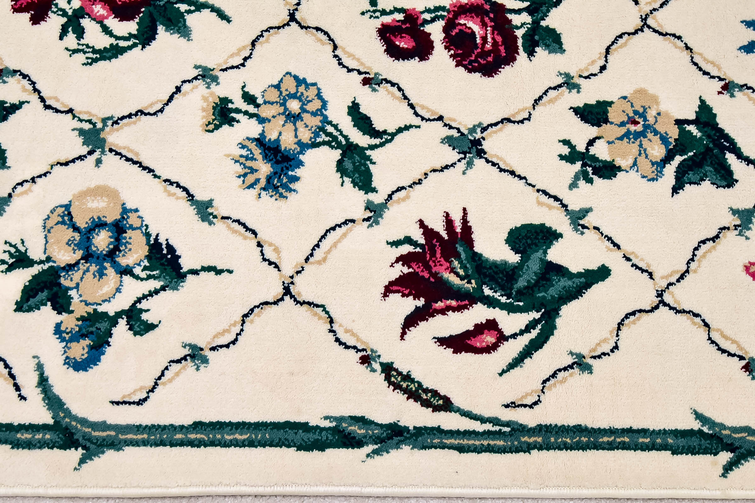 Garden Trellis Area Rug