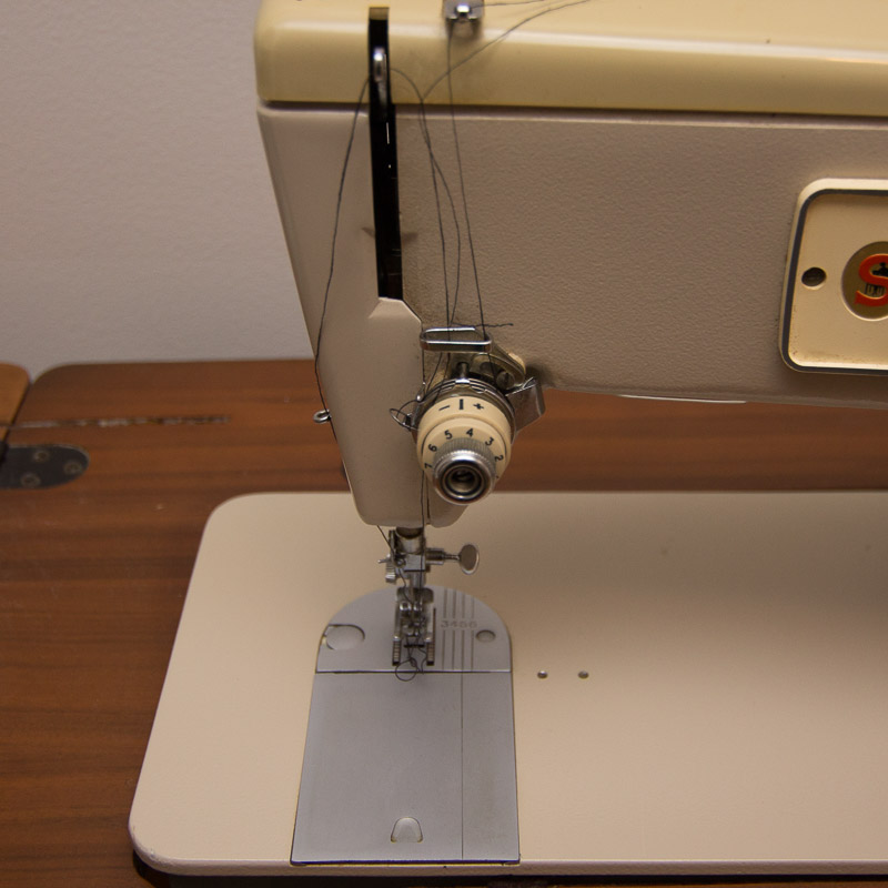 Vintage Singer Zig-Zag Model 457 Sewing Machine with Desk