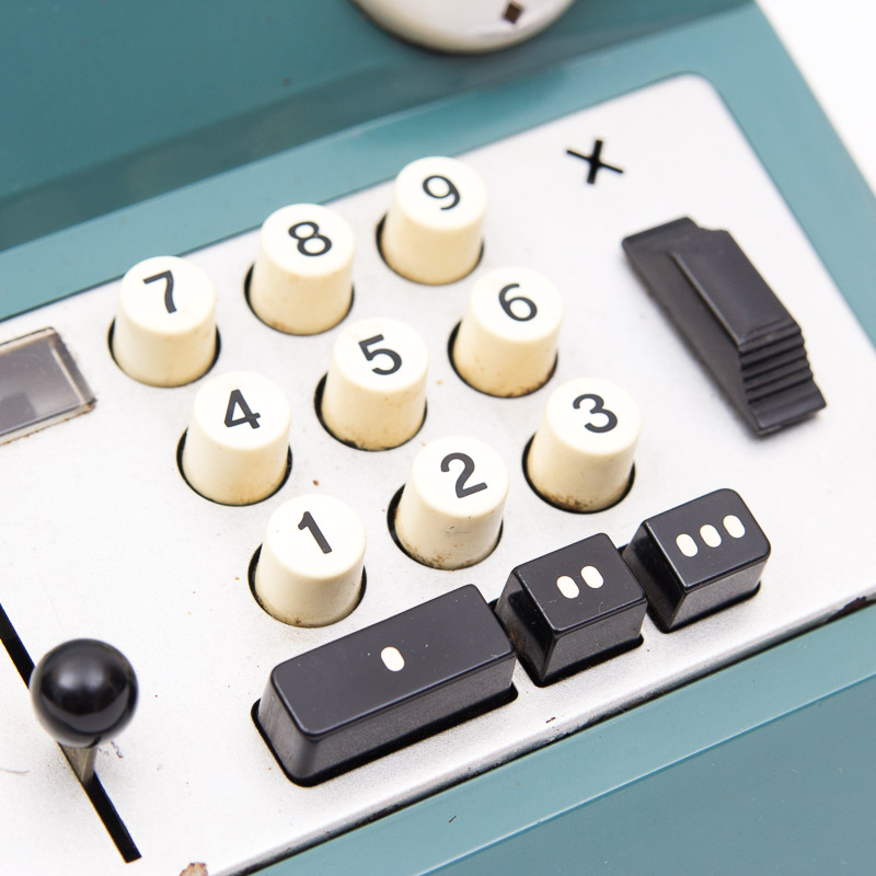 Vintage Underwood Olivetti Adding Machine