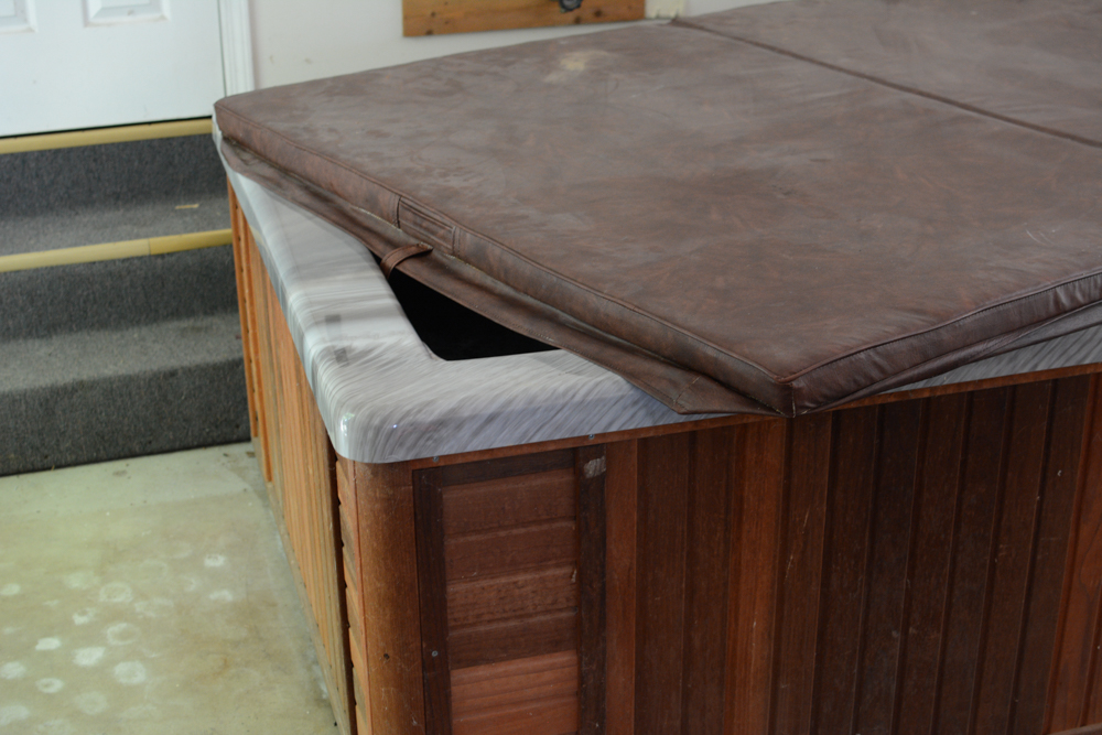 Advanced Spas Hot Tub