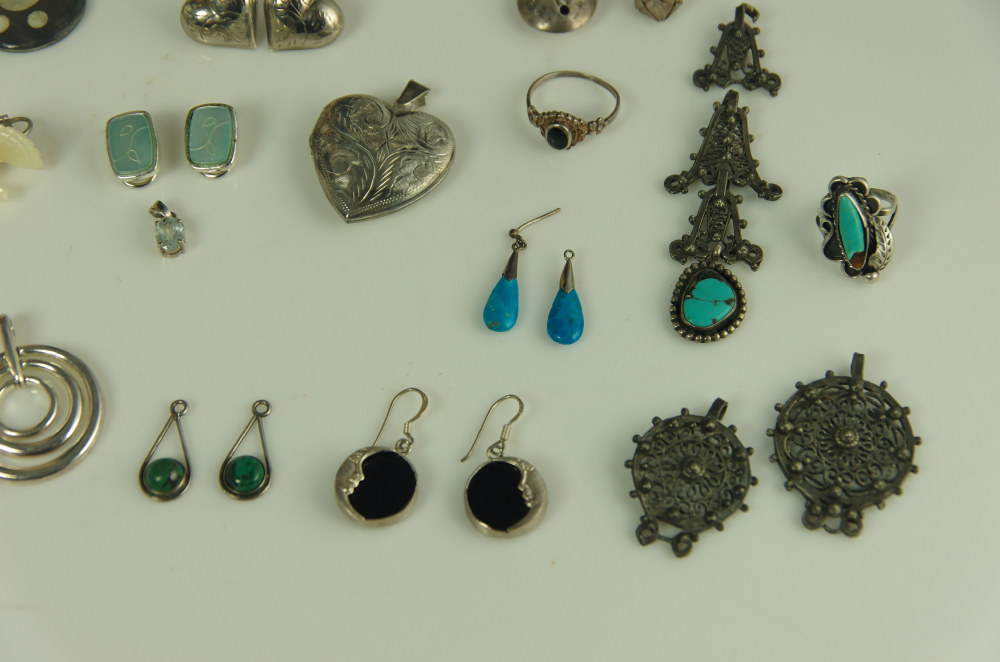 Antique and Vintage Silver and Mixed Metal Jewelry