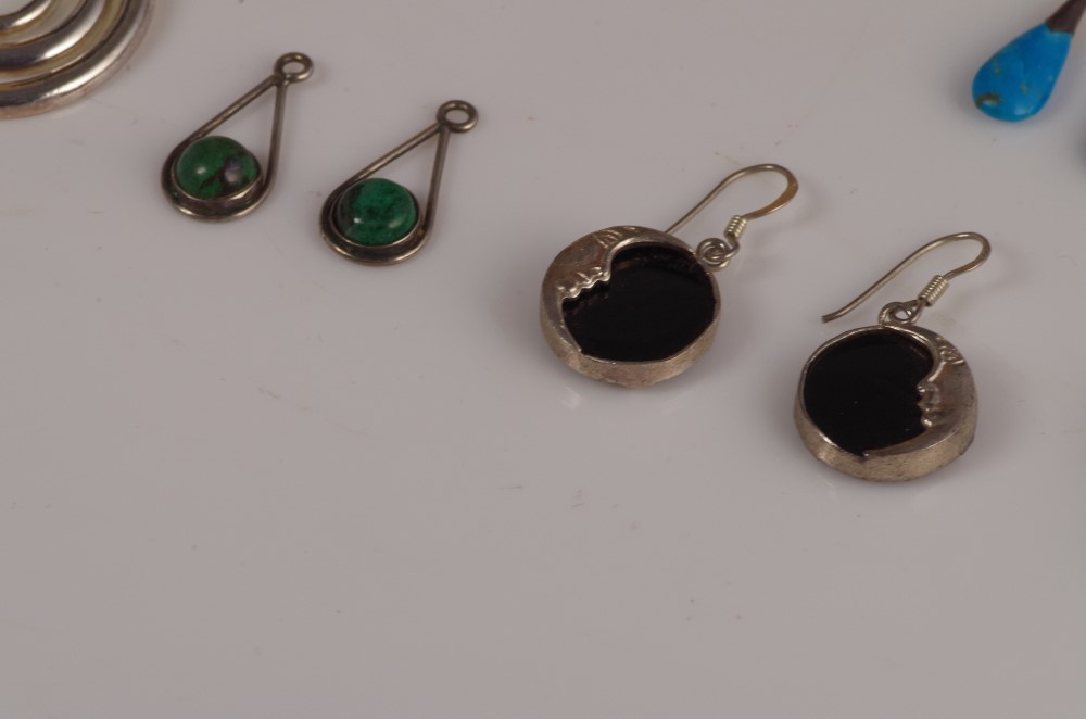 Antique and Vintage Silver and Mixed Metal Jewelry