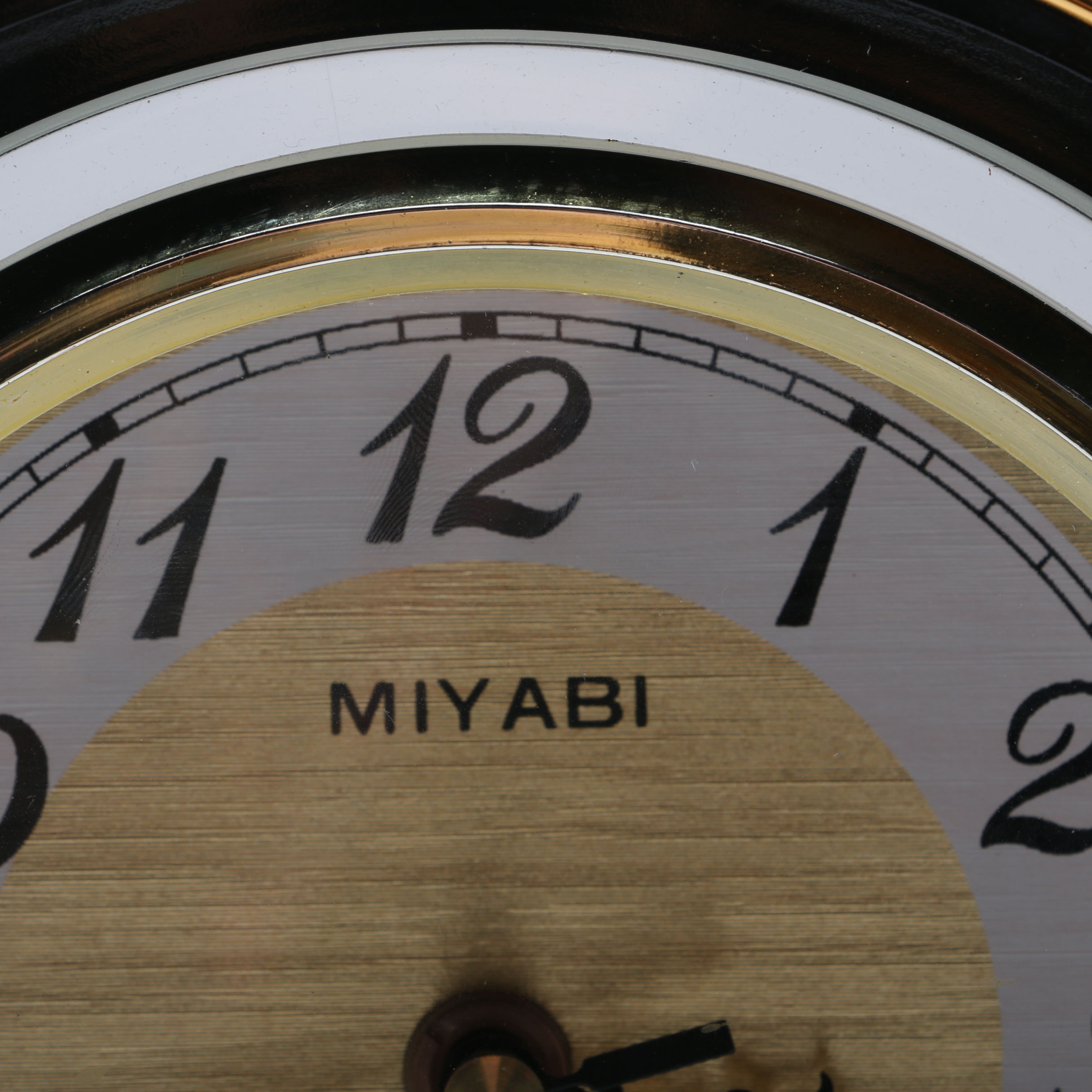 Miyabi Clock