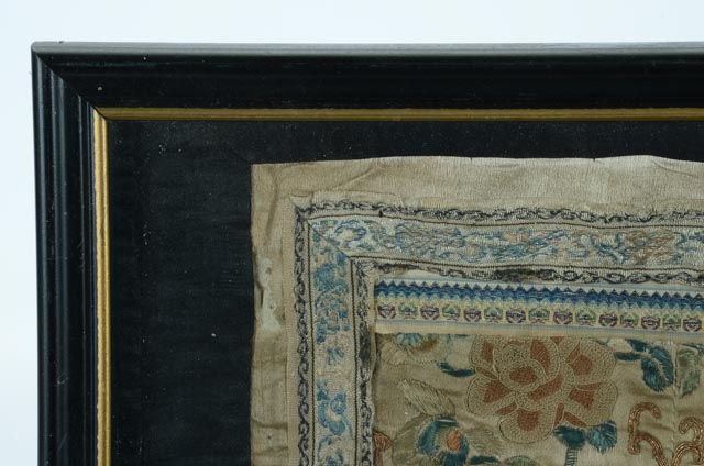 Antique Qing Dynasty Chinese Silk Embroidery