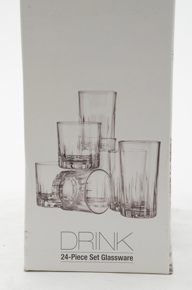 The Cellar 24-Piece Set Glassware and Pyrex  4-Piece Bakeware