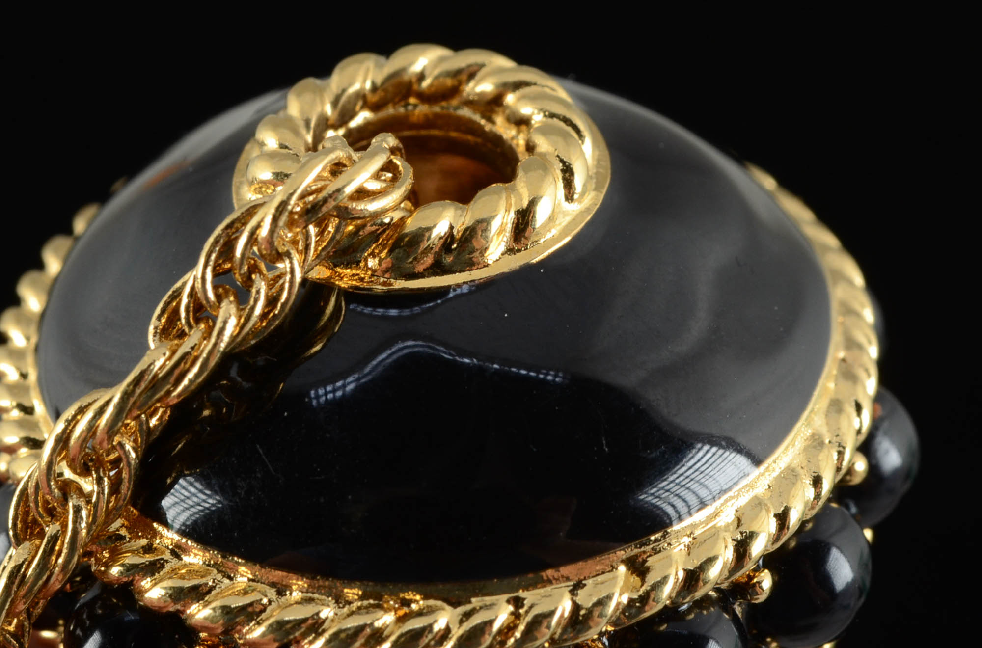 Five Fashion Necklaces and a Pendant