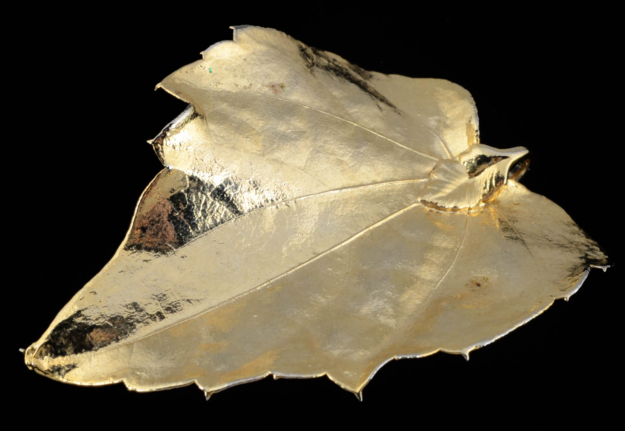 Five Fashion Necklaces and a Pendant