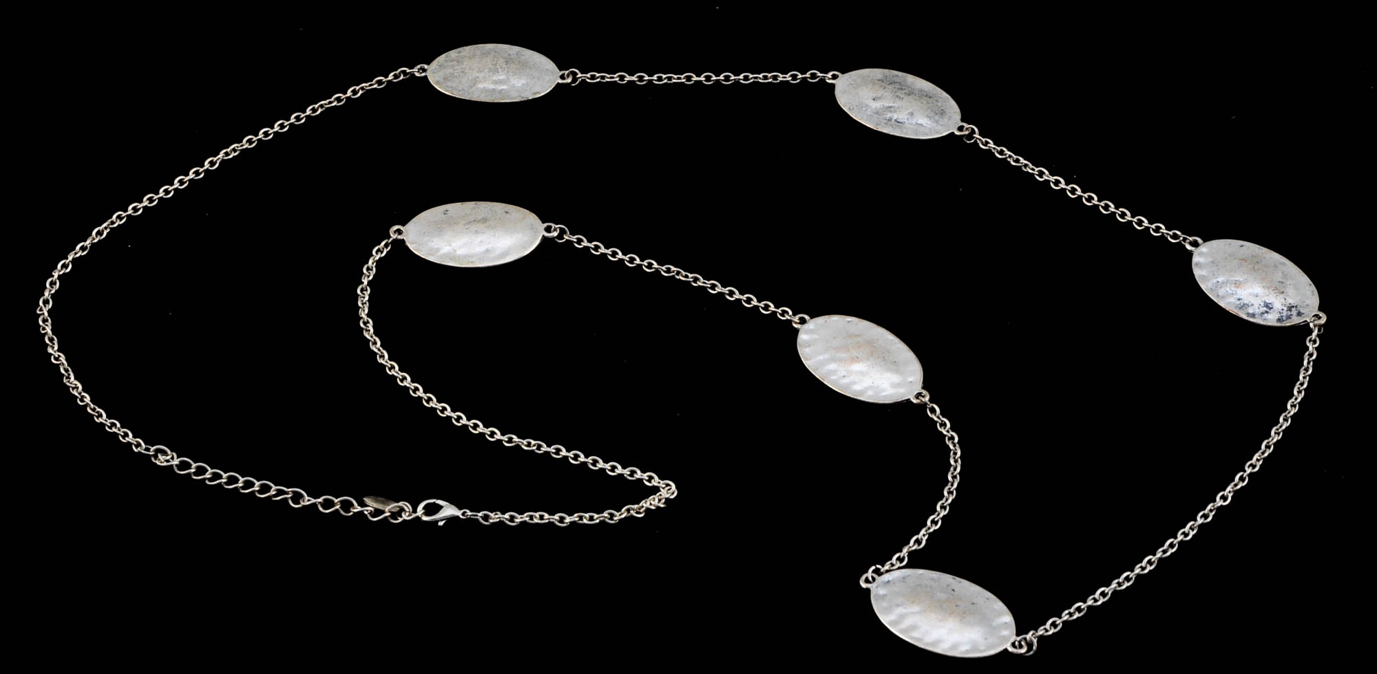 Five Fashion Necklaces and a Pendant