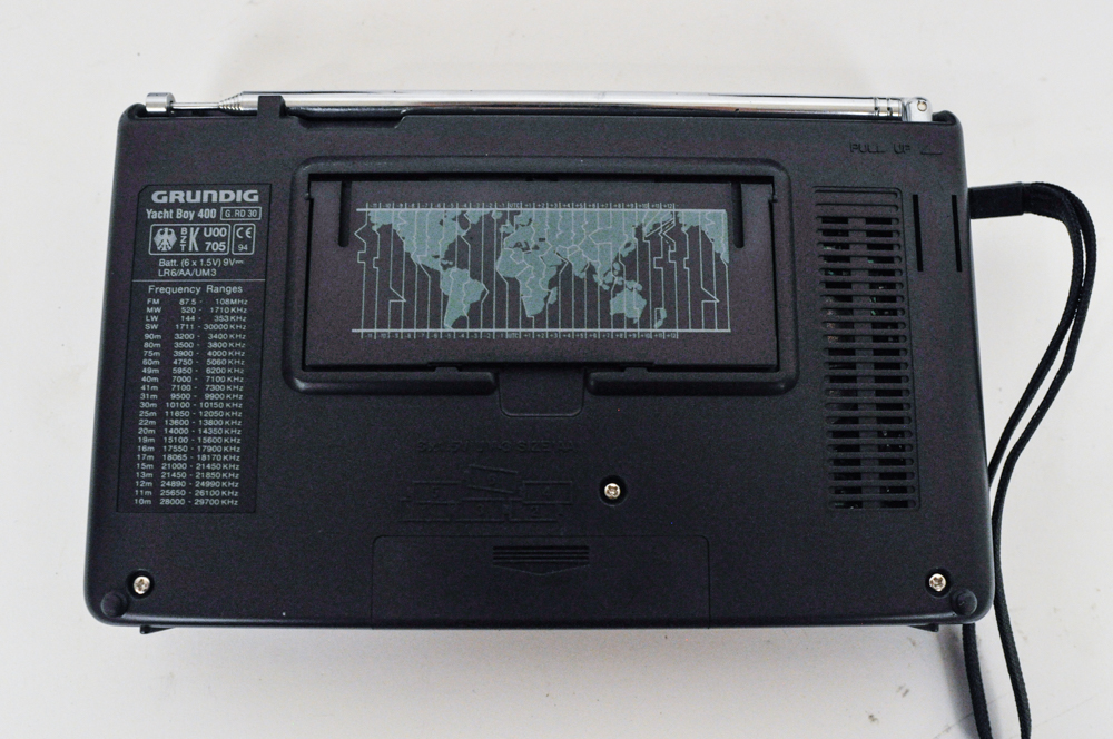 Grundig "Yacht Boy 400" Short Wave Radio