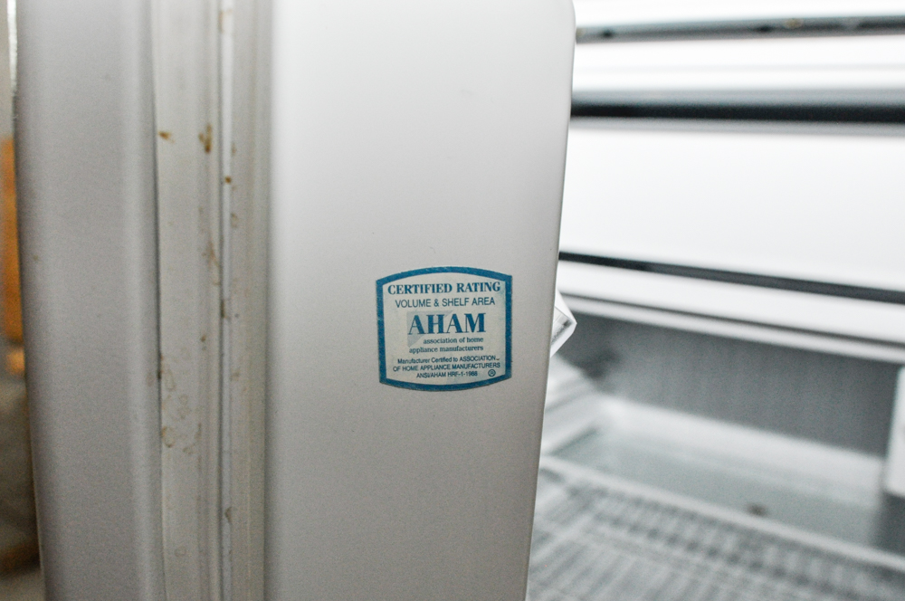 Sanyo Mini Refrigerator