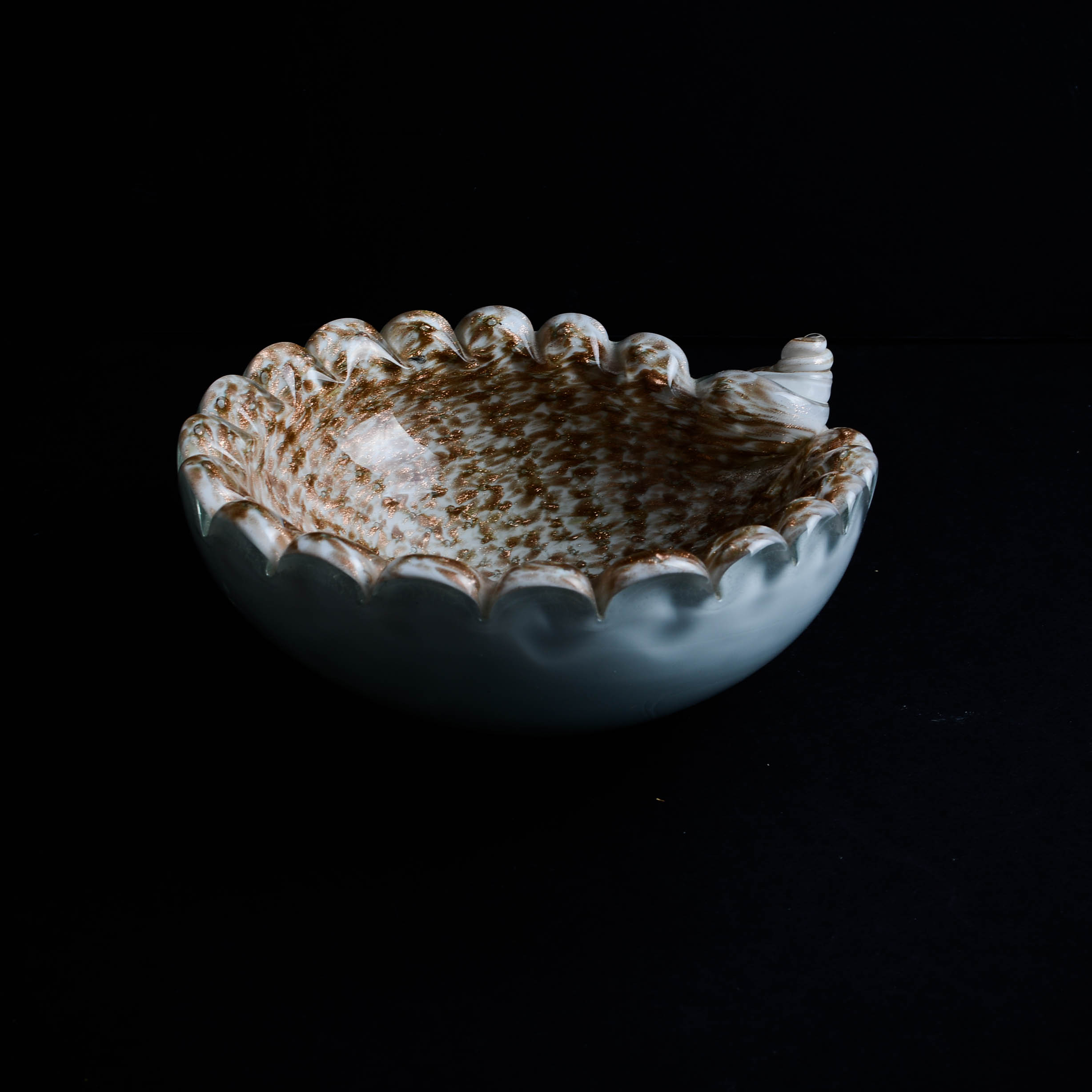 Vintage Glass Shell Ash Reiciver