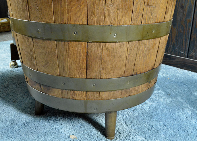 Vintage Oak Barrel Table with Barrel Chairs