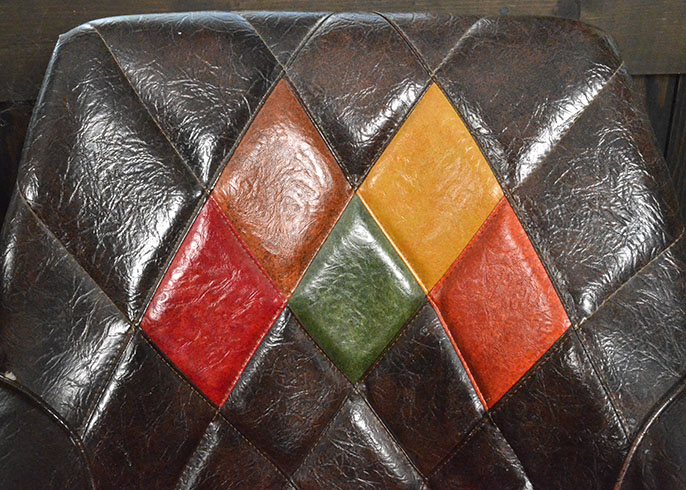 Vintage Oak Barrel Table with Barrel Chairs