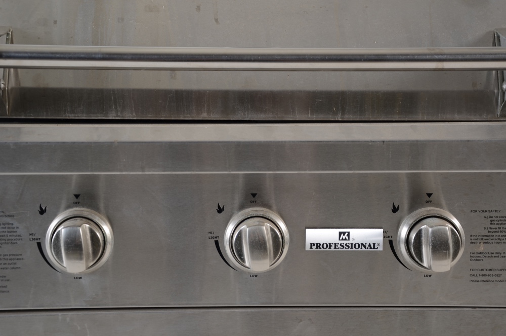 M Professional Stainless Steel Gas Grill with Cover