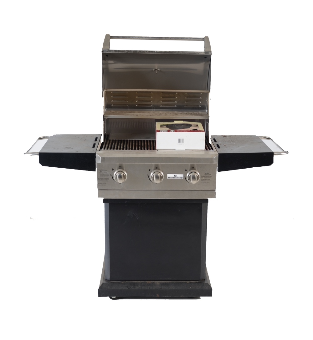 M Professional Stainless Steel Gas Grill with Cover
