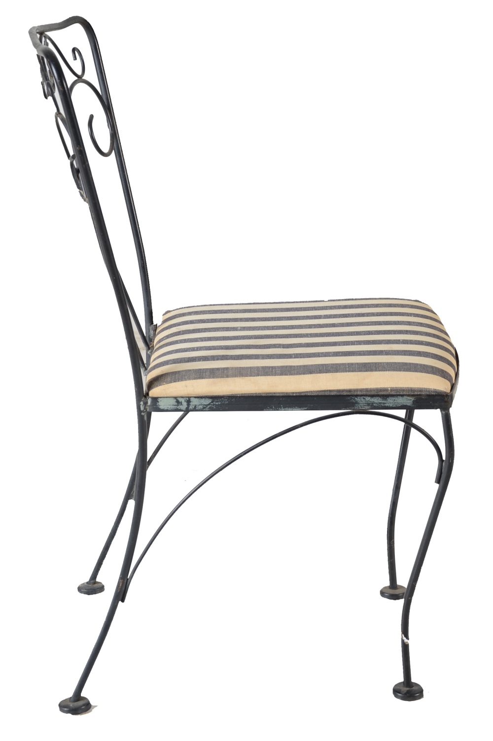 Round Metal Patio Table and Assorted Chairs