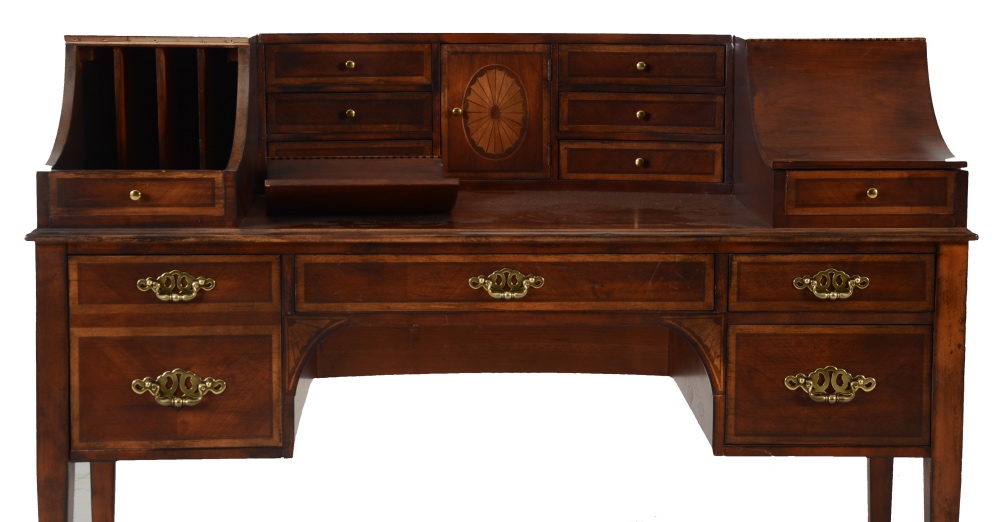 Carlton Desk