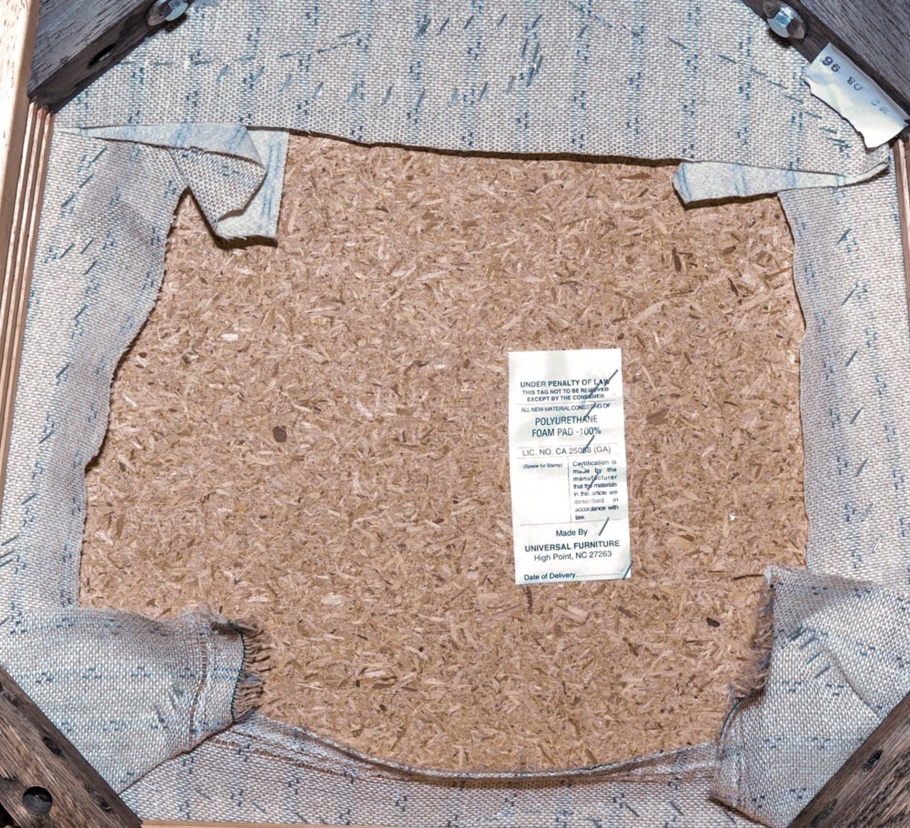 Universal Furniture Mahogany Dining Table and Chair Set