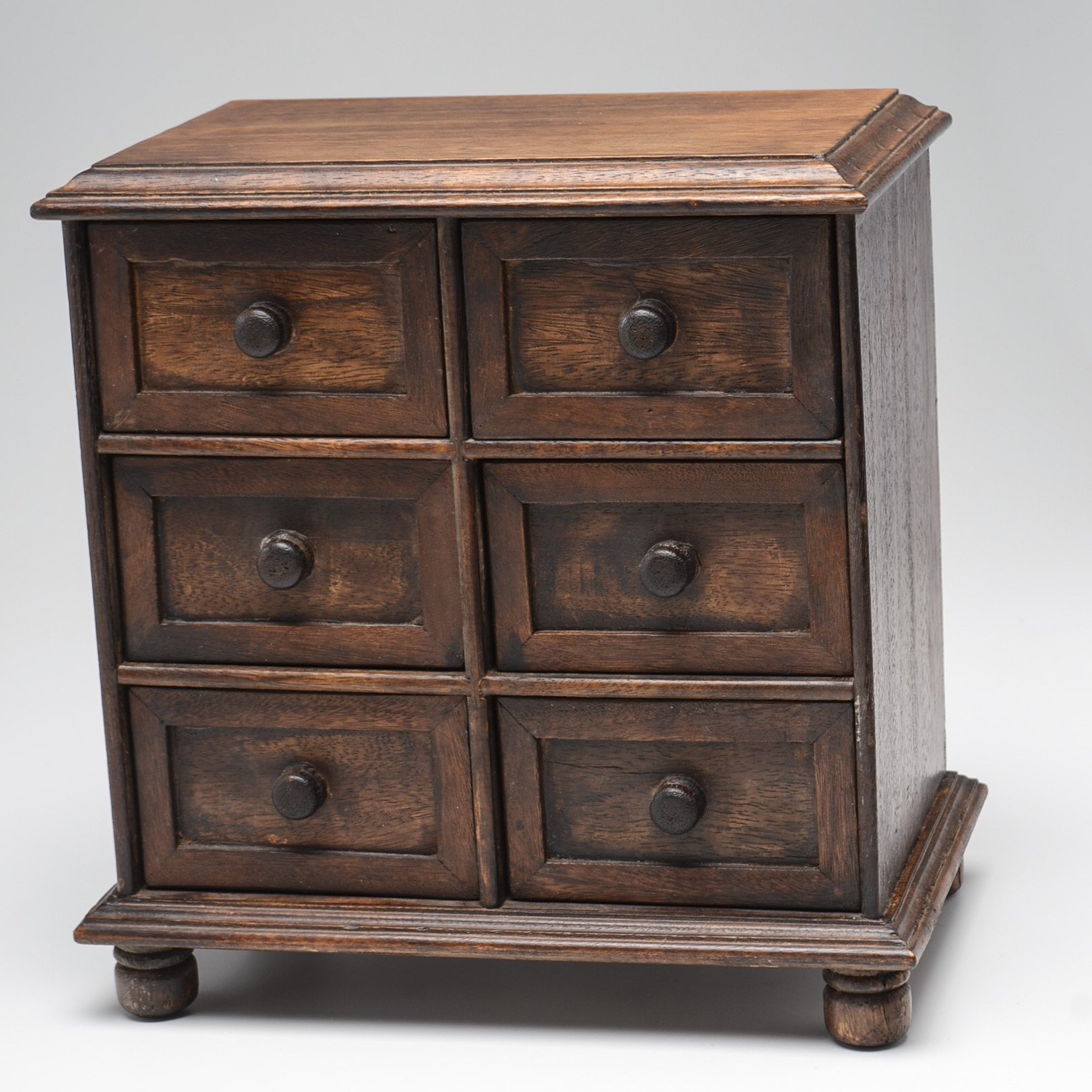 Oak Table Top Case and Small Bench