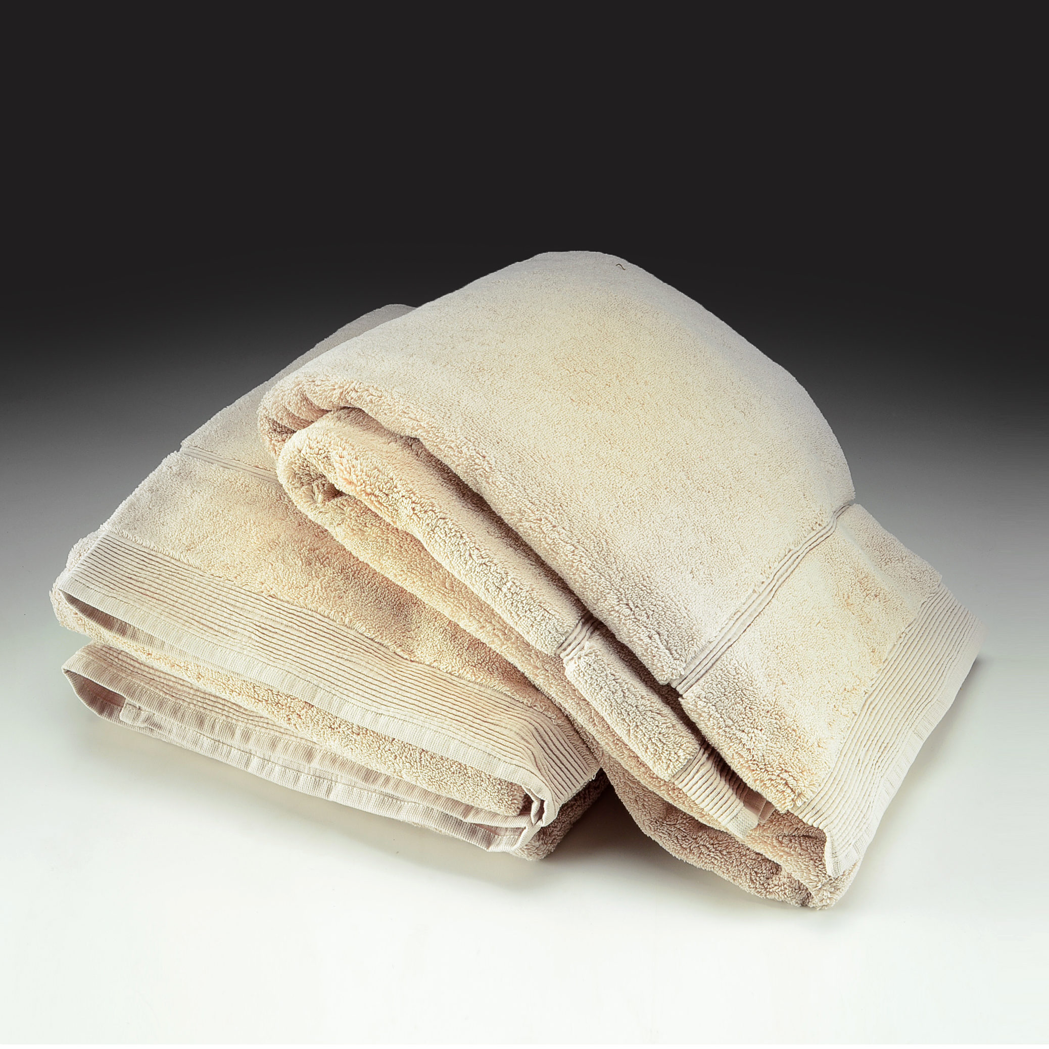 Collection of Hammacher Schlemmer 900 Gram Turkish Towels