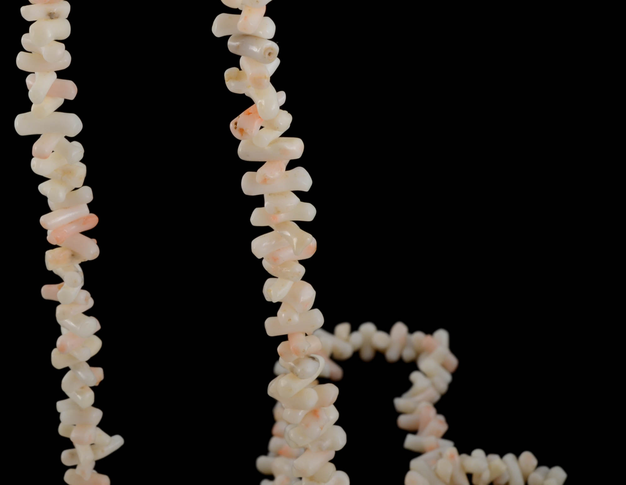 Vintage 32" Branch Angel Skin Coral Endless Necklace