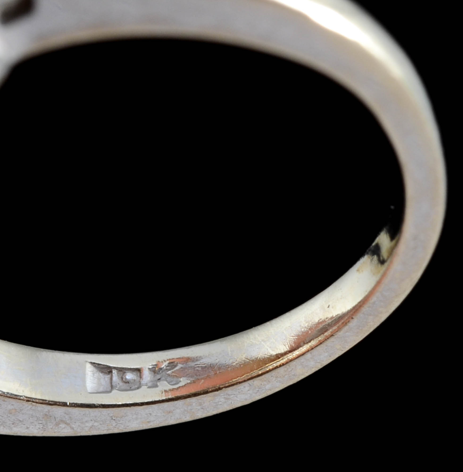 Vintage 10K White Gold and Colorless Quartz Openwork Ring