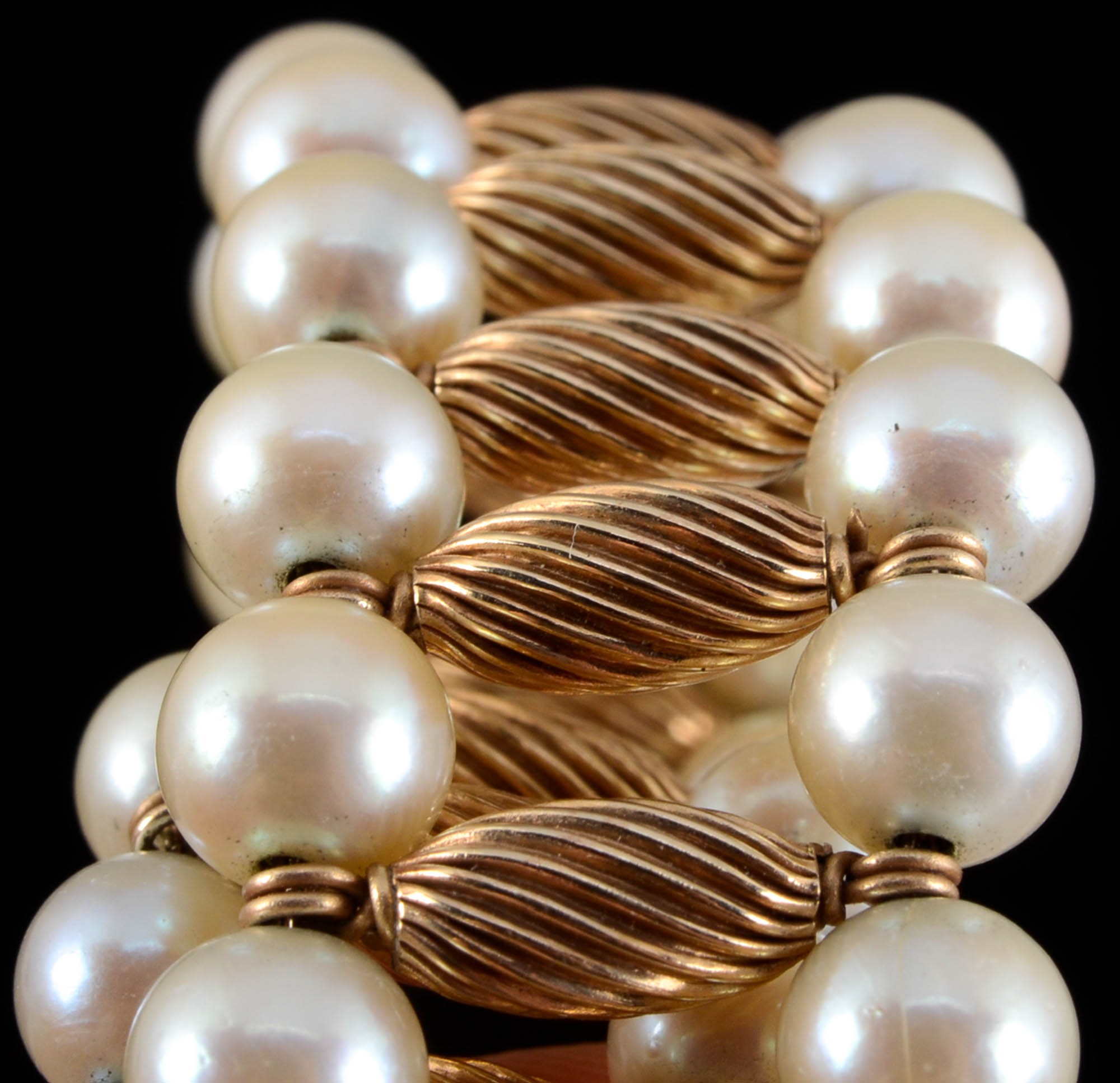 Vintage 14K Yellow Gold and Cultured Pearl Openwork Bracelet