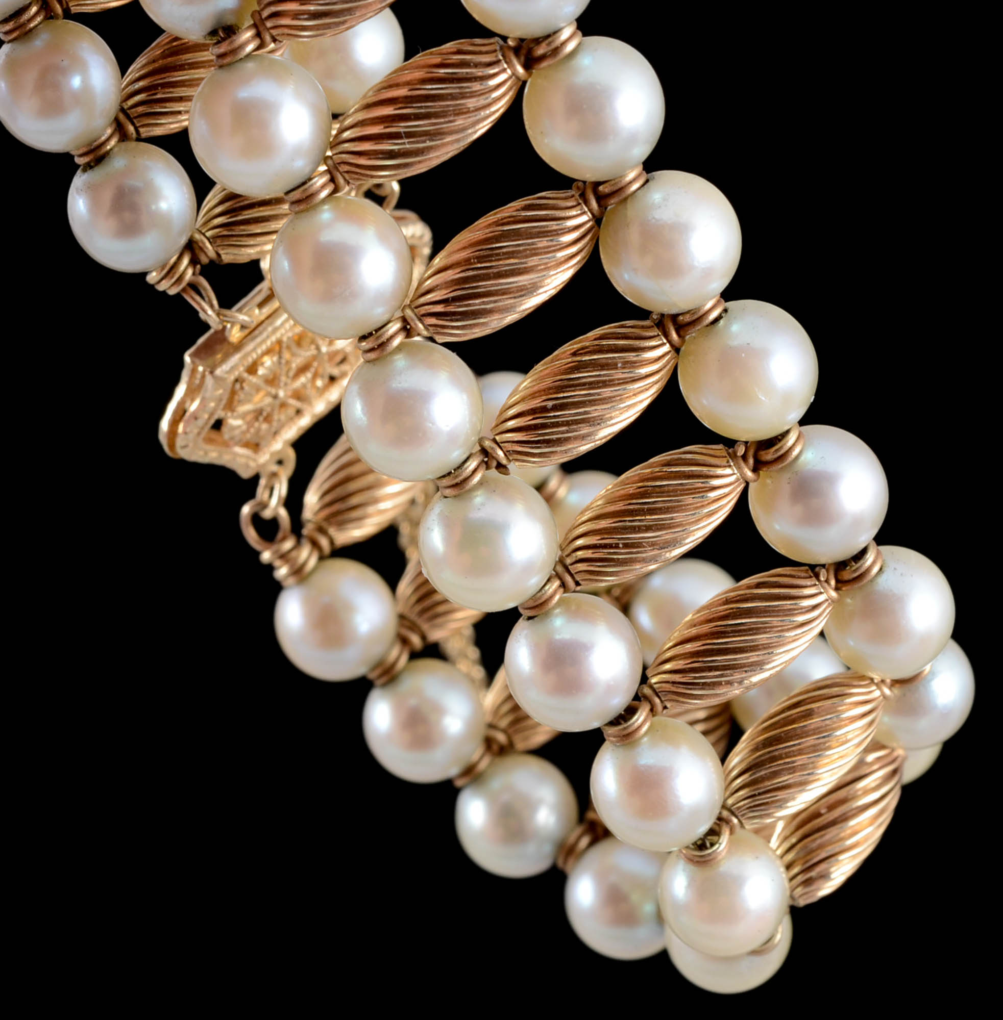 Vintage 14K Yellow Gold and Cultured Pearl Openwork Bracelet