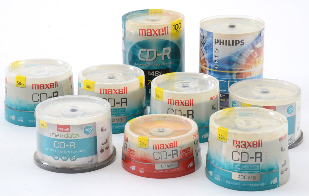 Nad C 515BEE Compact Disc Player and Blank CDs