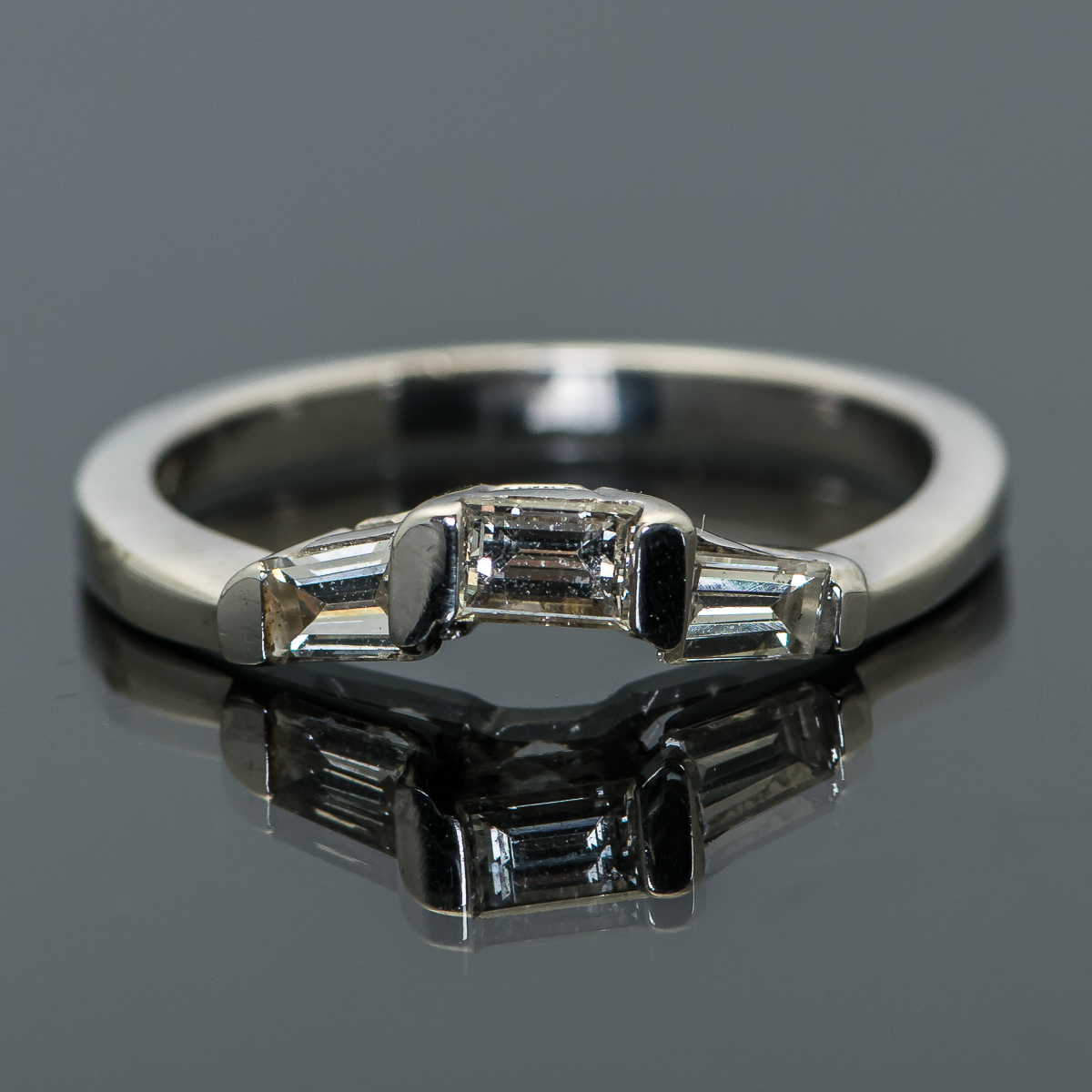 18K White Gold and Baguette Diamond Wedding Band
