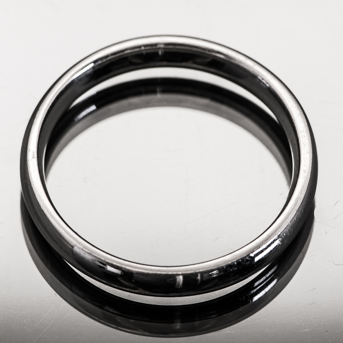 Classic Platinum Wedding Band