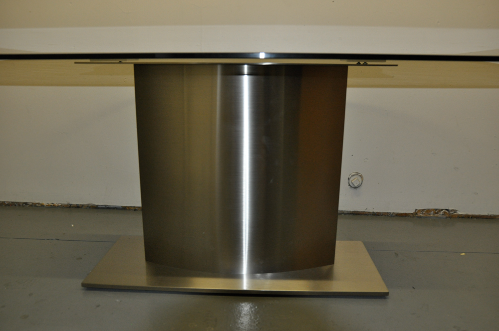 Glass Top and Silver Tone Pedastal Dining Table